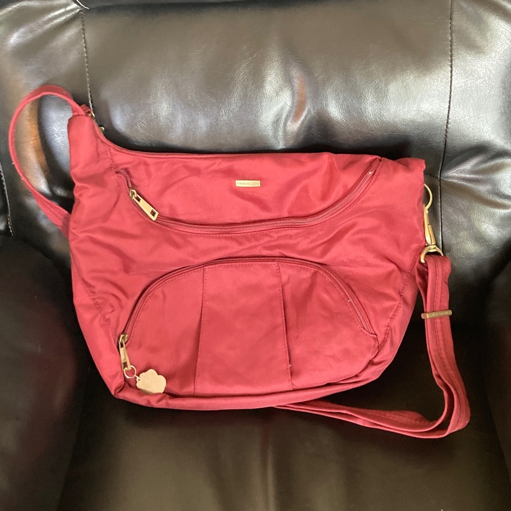 Women’s burgundy Shoulder Bag with Gold-Tone Accents